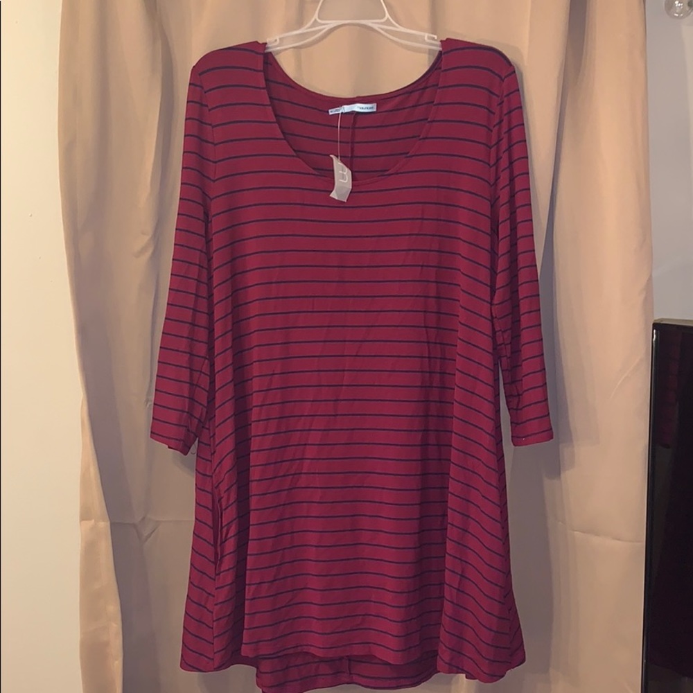 Maurice’s XL Tunic length top